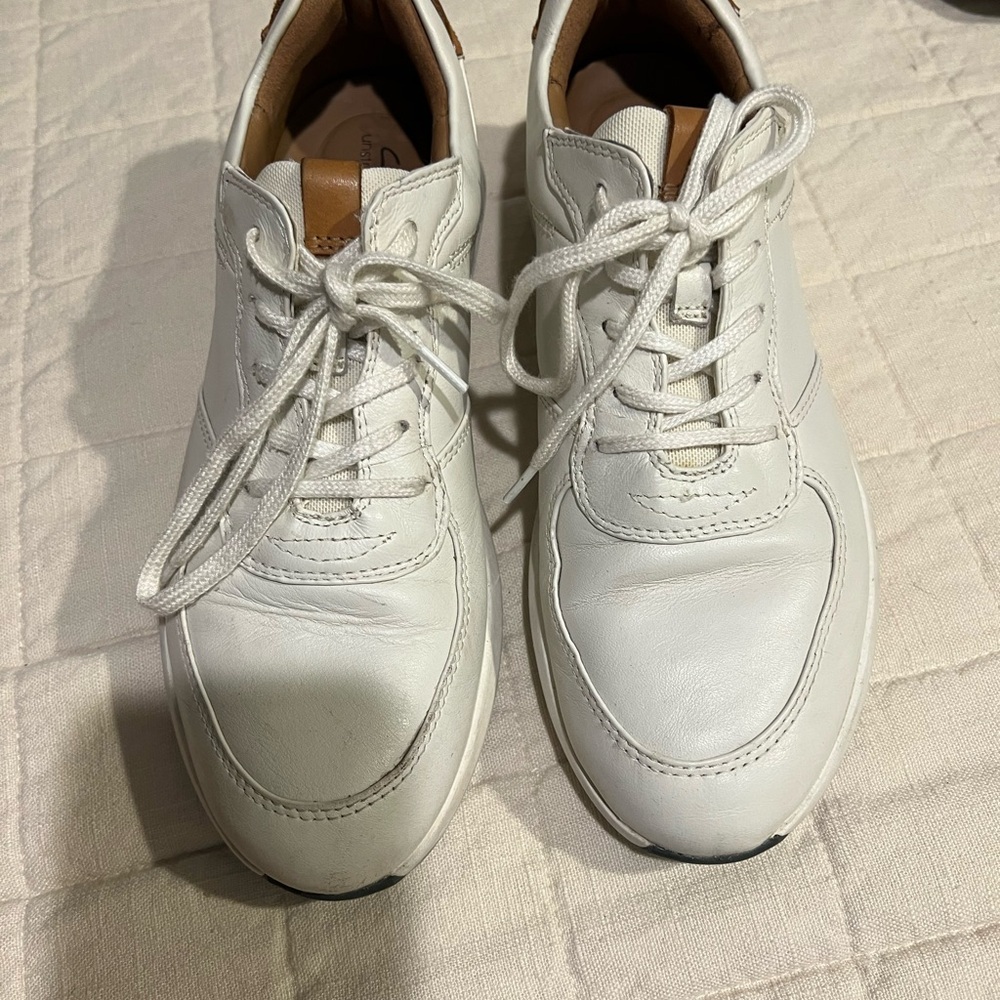 Clark’s White Leather  Women’s Sneakers